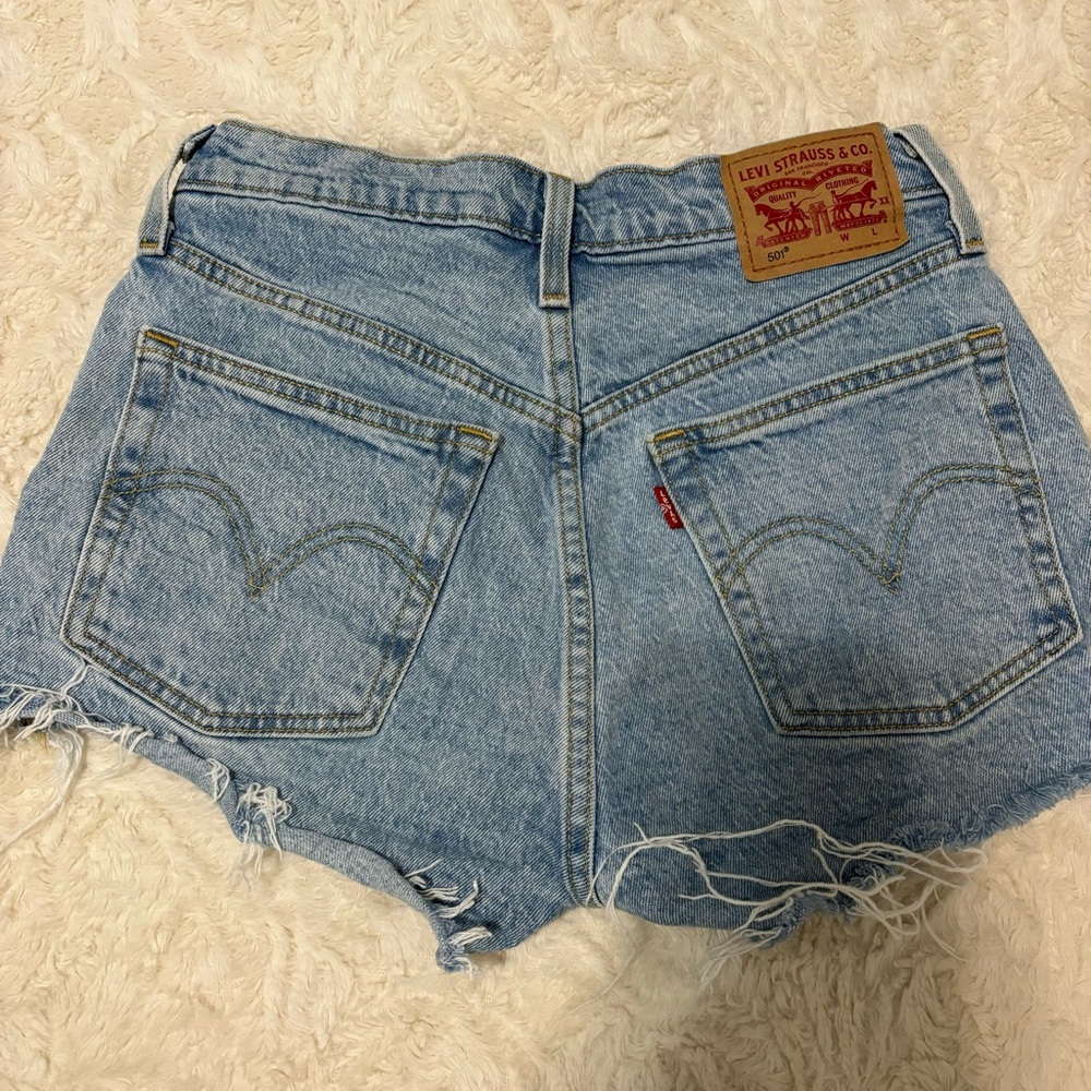 Levi’s 501 Denim Shorts - Picture 5 of 7